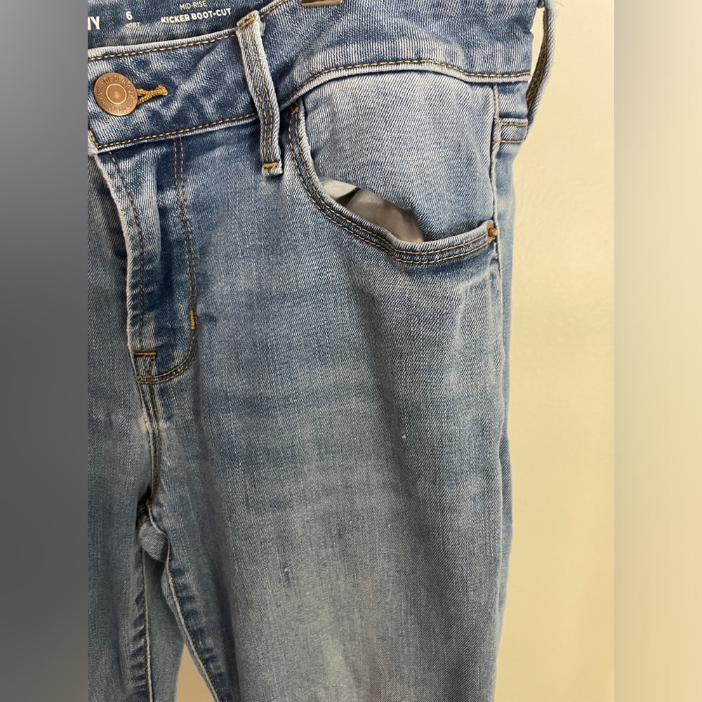 Old Navy Kicker Boot-Cut Jeans Womens 6 Short Blue Mid-Rise Stretch Denim Y2K - Picture 5 of 13